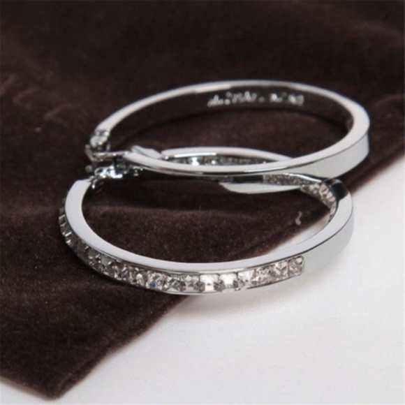 Michael Kors Silver Swarovski Crystal Earrings - Picture 1 of 6